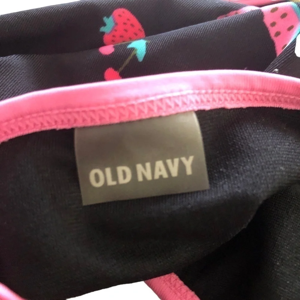 OLD Navy girl swim